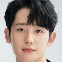 Jung Hae-in  | Wikimedia Commons