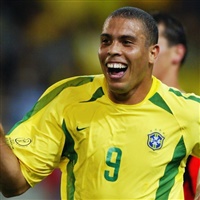 Ronaldo  | Wikimedia Commons