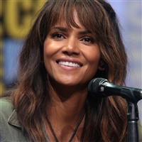 Halle Berry  | Wikimedia Commons