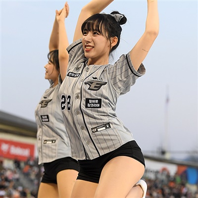 Ha Jiwon