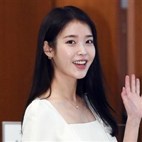 IU (Lee Ji-eun)  | Wikipedia